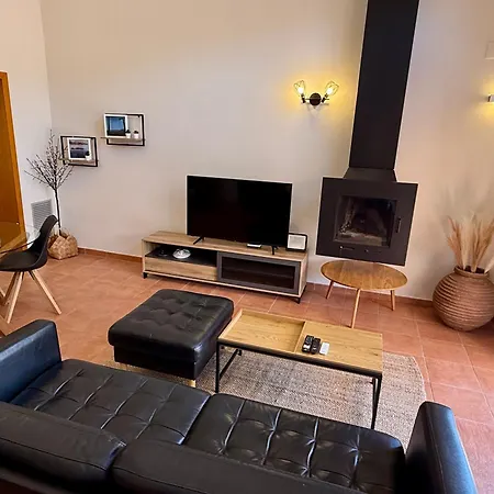 Charming Retreat In Bonmont Διαμέρισμα